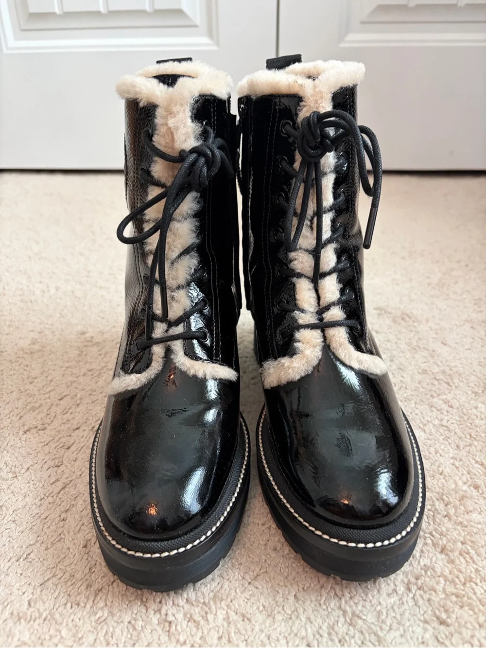 Tory Burch Miller Lug Sole Black Patent Shearling Lined Combat Boots Womens Sz 8